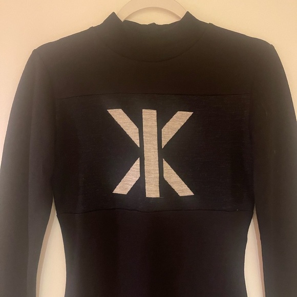 Onepiece Swift Fitted Shorts Jumpsuit - Picture 5 of 9